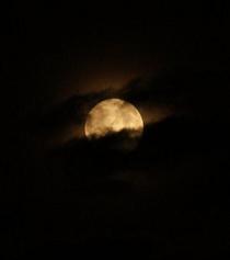 Darkside_of_the_Moon_by_cathmads