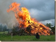 st_ivan_jannekaraste-midsummer_bonfire_finnland