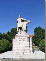 Szobra Kézdivásárhelyen, Oláh Sándor alkotása (1942)