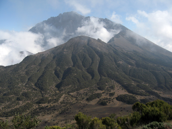 Mount_Meru_Caldera