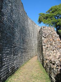 250px-Great_zimbabwe_2