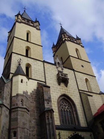 Garamszentbenedeki templom