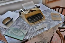 Bella István - Székesfehérvár