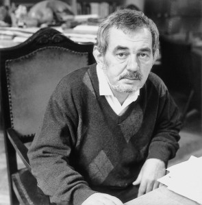 Bella István költő