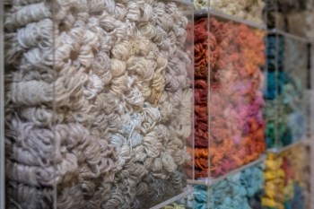 Kubinyi Anna textilművész emlékkiállítása a Pesti Vigadóban