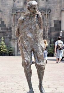 Jakoby Gyula szobra Kassán