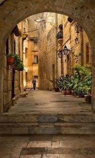 Tarxien, Malta)