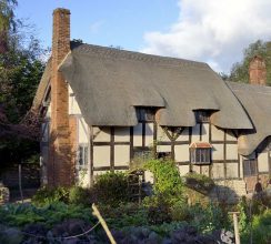 View of Anne Hathaway’s Cottage in Shottery near Stratford upon Avon