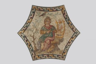 Hatszögletű mozaik: Orpheus