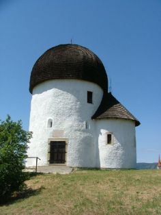 Ösküi kerektemplom - a rotunda szemből Osku, Hungary, Rotunda
