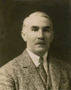 Móra Ferenc mellképe