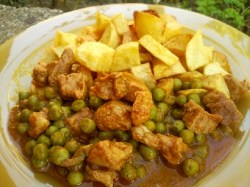 Pork stew with green peas