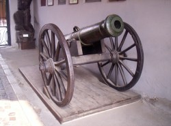 A replica of the only surviving cannon made in the workshop of Áron Gábor