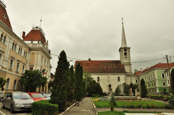 A legenda szerint Udvarhely, illetve egy korábbi római határőrváros helyén állt Csaba királyfi palotája… vagyis hát, sátortábora, majd favára. Odorheiu Secuiesc