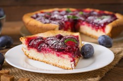 Cake with plums