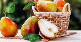 Sweet pears in the basket