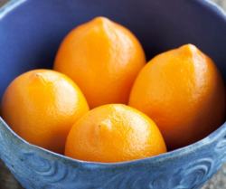 Meyer lemon in bowl