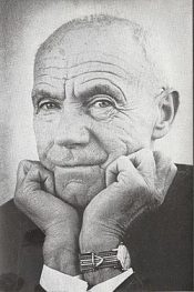 Tamkó Sirató Károly költő