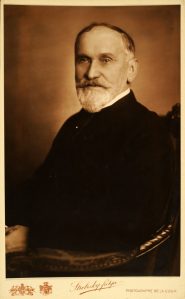 Tauffer Vilmos képmása